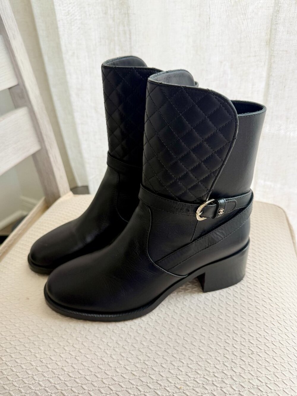 Authentic Chanel black leather ankle boots- SIZE 38 - Picture 2 of 9